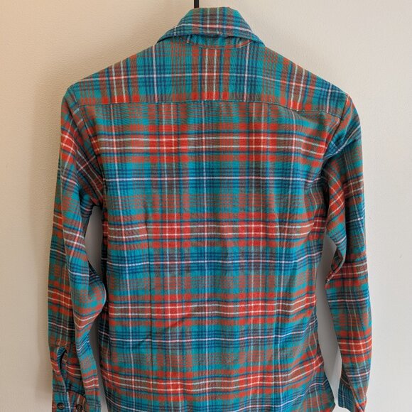 Johnson Woolen Mills Green Mountain Flannel – XS Plaid - Picture 6 of 8